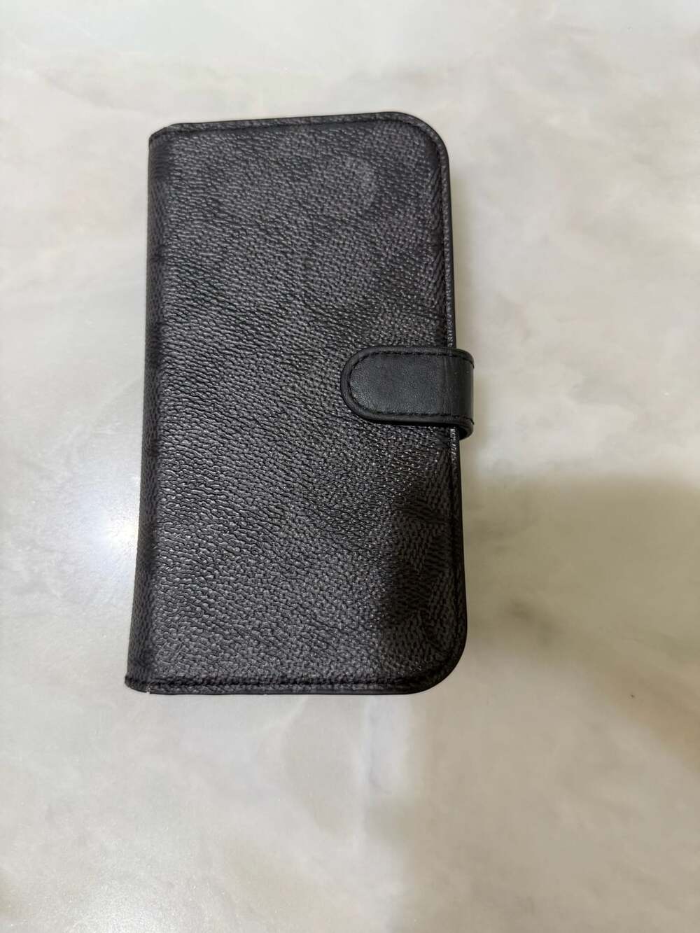 Coach iPhone 15 Pro Folio In Signature Canvas In Charcoal
